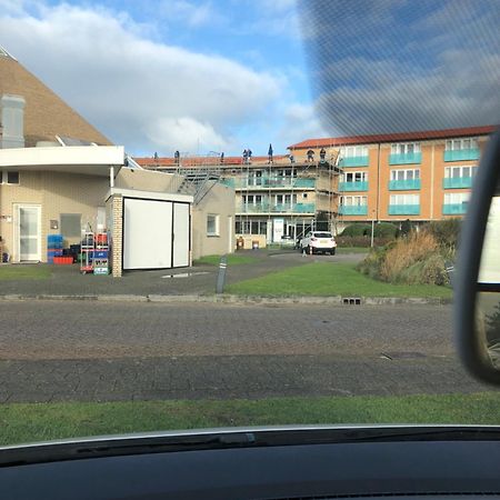 Bij de duinen 300 meter van de zee gratis wifi huisdieren toegestaan thuiswerkplek Julianadorp Buitenkant foto